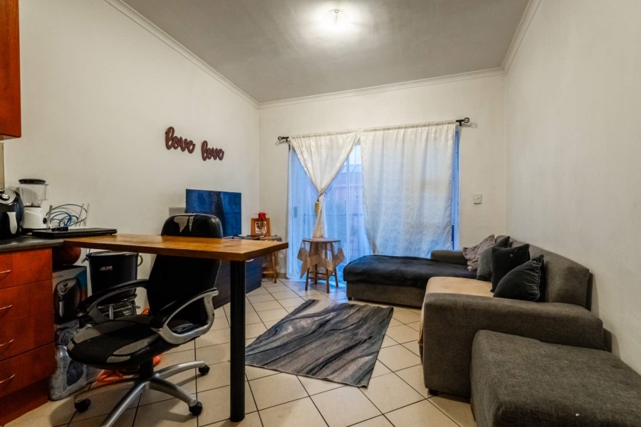 2 Bedroom Property for Sale in Kraaifontein Western Cape